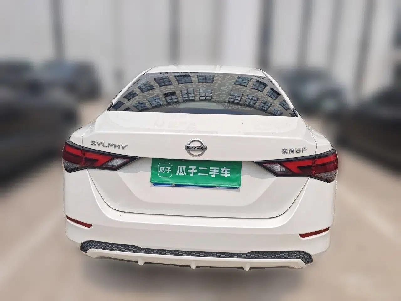 Nissan Sylphy 2022 1.6L XL CVT Enjoyment Edition — миниатюра 5