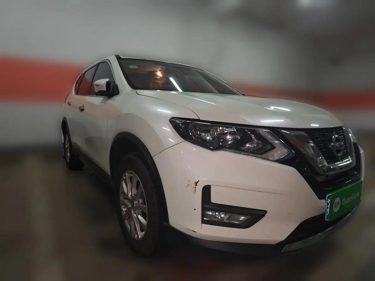 Nissan X-Trail 2017 2.0L CVT Comfort Edition 2WD — миниатюра 3