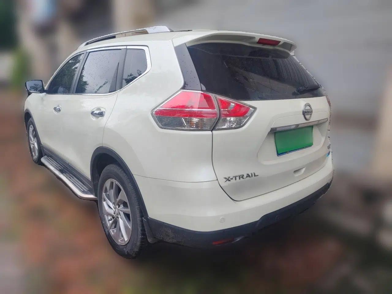 Nissan X-Trail 2014 2.5L CVT Ultimate Edition 4WD — миниатюра 4