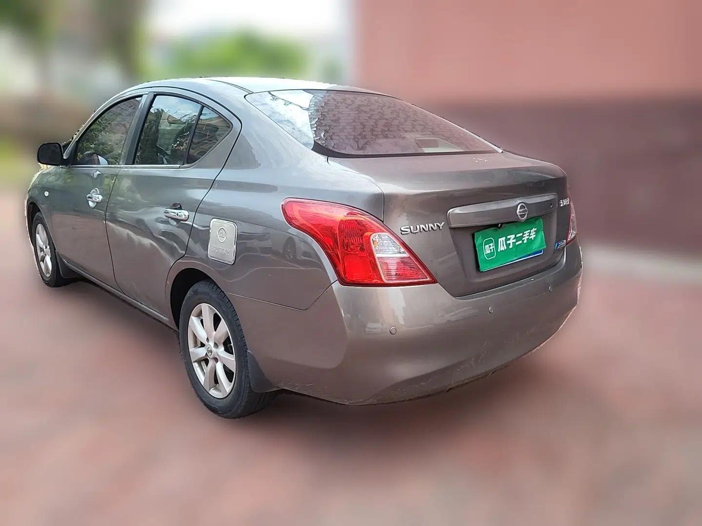 Nissan Sunny 2011 1.5XE CVT Comfort Edition — миниатюра 4