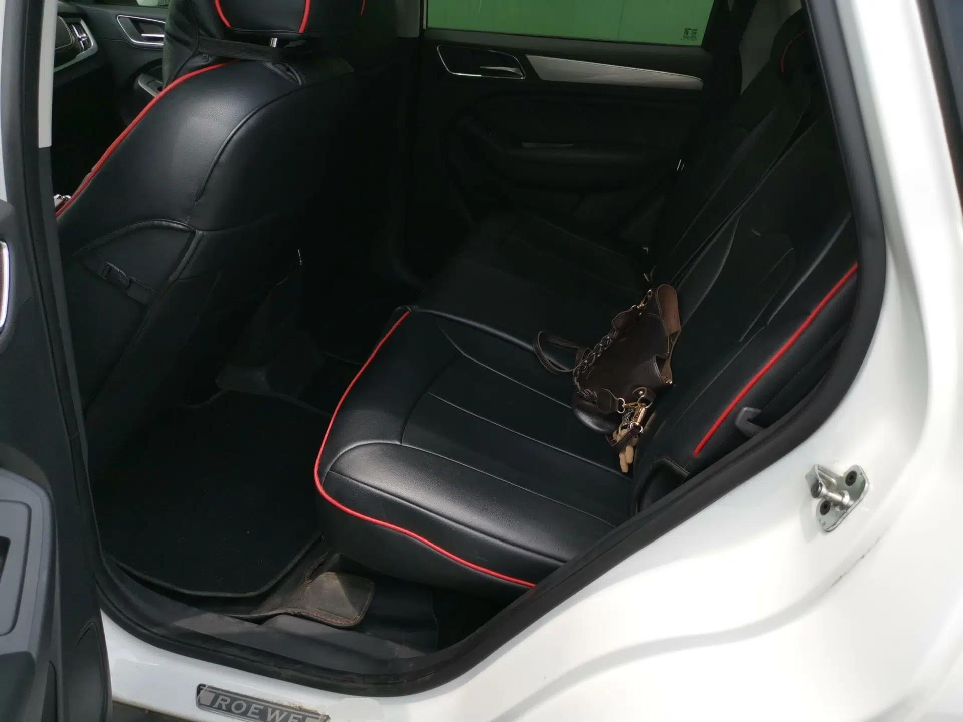Roewe RX5 2016 20T Two-Wheel Drive Automatic Internet Smart Edition — миниатюра 17