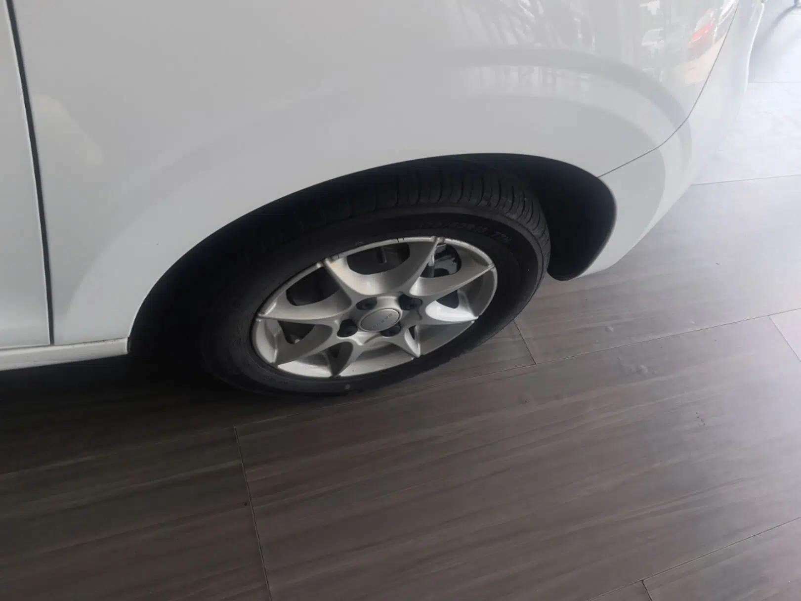 Roewe Clever 2022 311km QiQi BoBo Edition — миниатюра 11