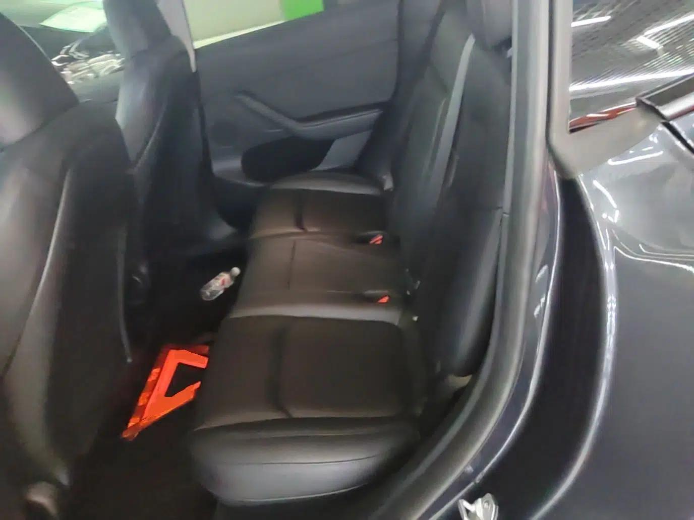Tesla Model Y 2024 Rear-Wheel-Drive Version — миниатюра 20