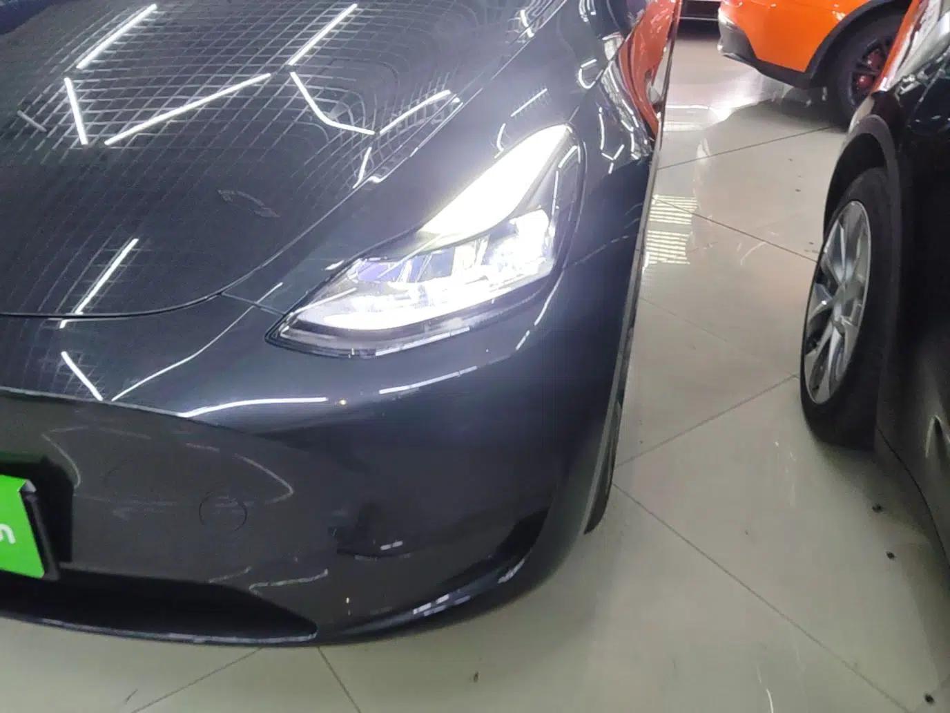 Tesla Model Y 2024 Rear-Wheel-Drive Version — миниатюра 8