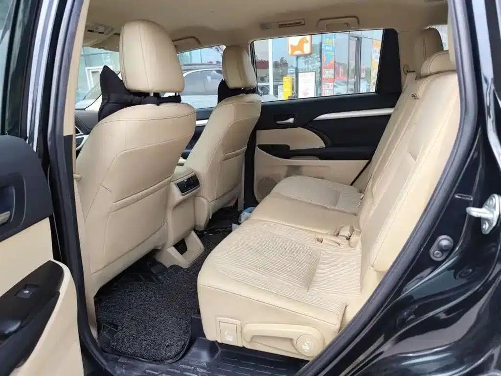 2021 Toyota Highlander 2.0T AWD Elite Edition 7-seater — миниатюра 5
