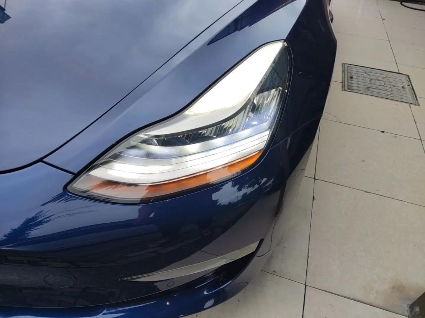 Tesla Model 3 2019 Long-Range Rear-Wheel-Drive Version — миниатюра 8
