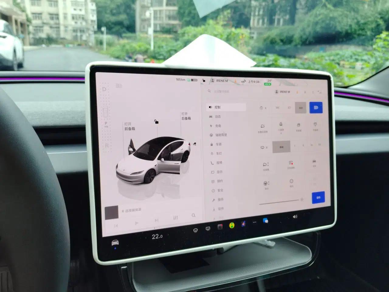 Tesla Model 3 2025 Model Revised Rear-Wheel-Drive Version — миниатюра 11