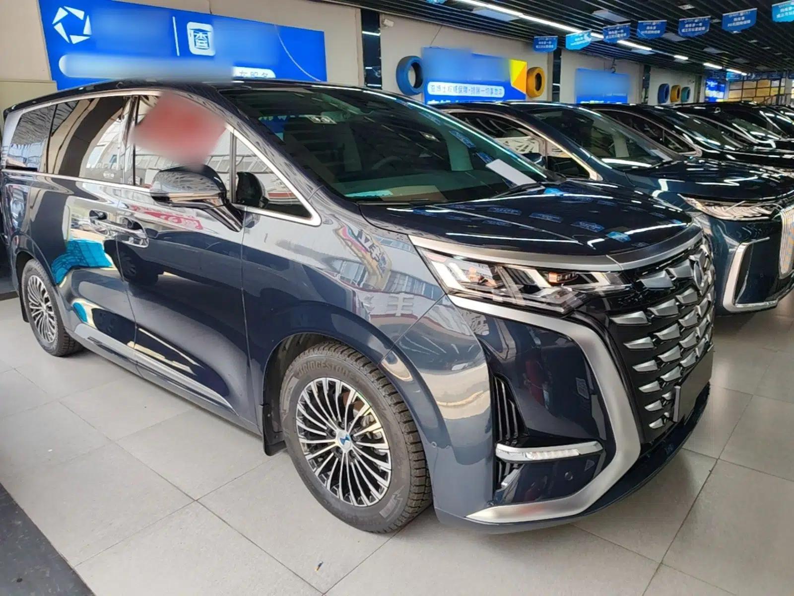 Denza D9 2022 DM-i 970 Four-Wheel Drive Flagship Model — миниатюра 3
