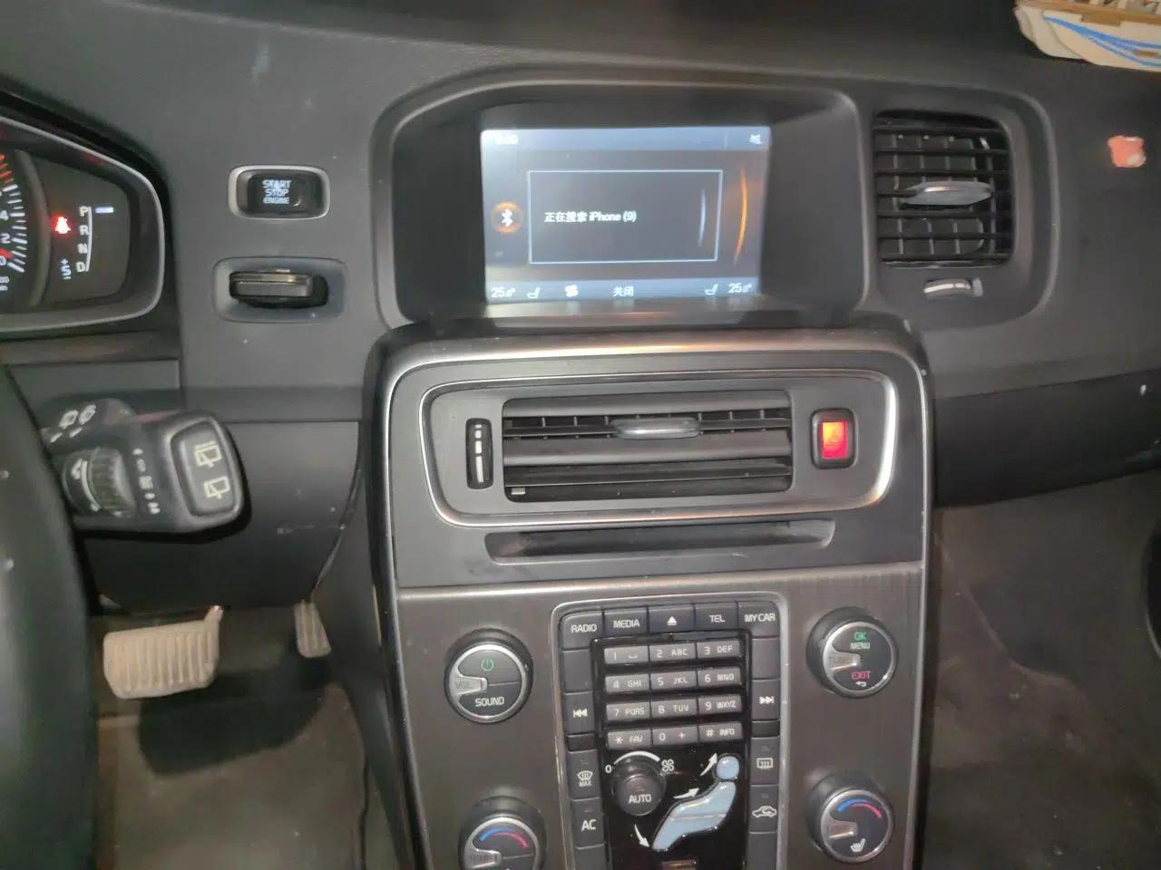 Volvo V60 2014 T5 Zhiyi Edition — миниатюра 13