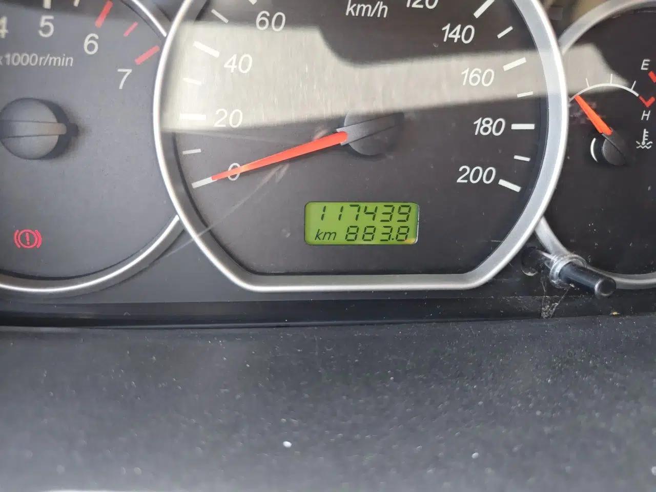 Wuling Hongguang 2015 1.5L S Basic Version China V Standard — миниатюра 12