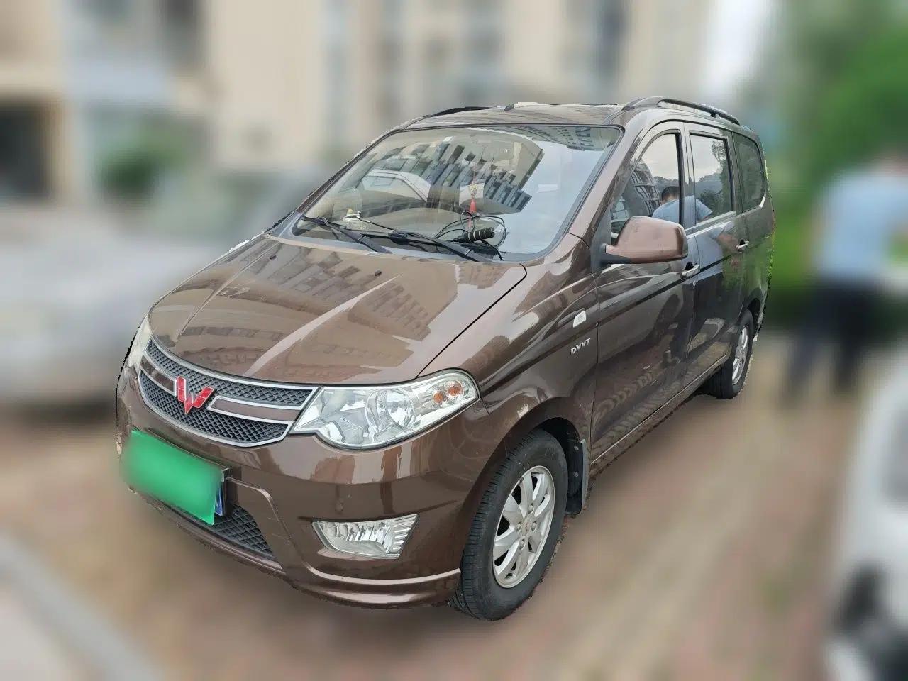 Wuling Hongguang 2014 1.5L S Standard Version — миниатюра 1