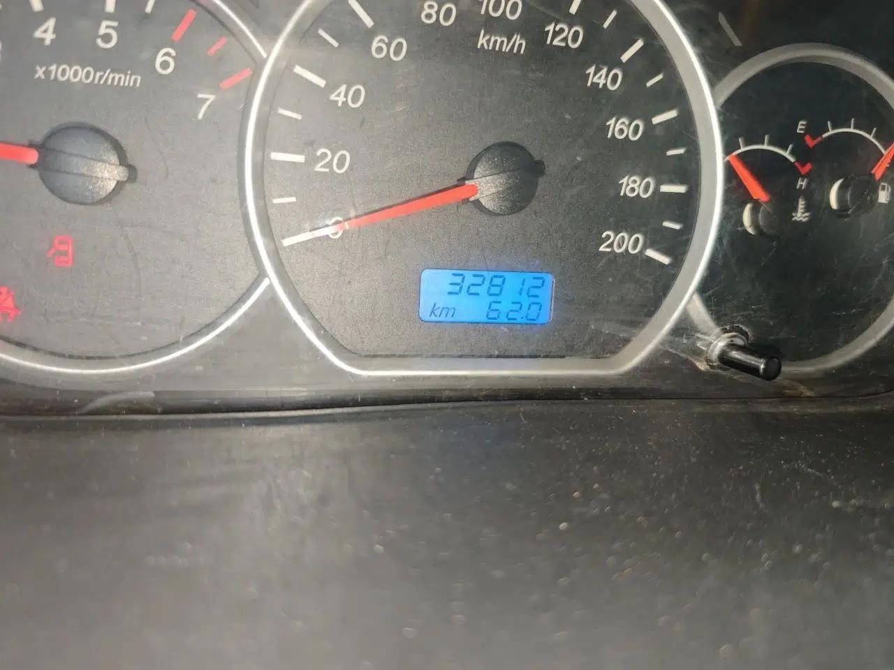 Wuling Hongguang 2014 1.5L S Standard Version — миниатюра 12