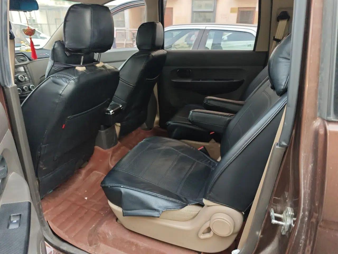 Wuling Hongguang 2014 1.5L S Standard Version — миниатюра 17