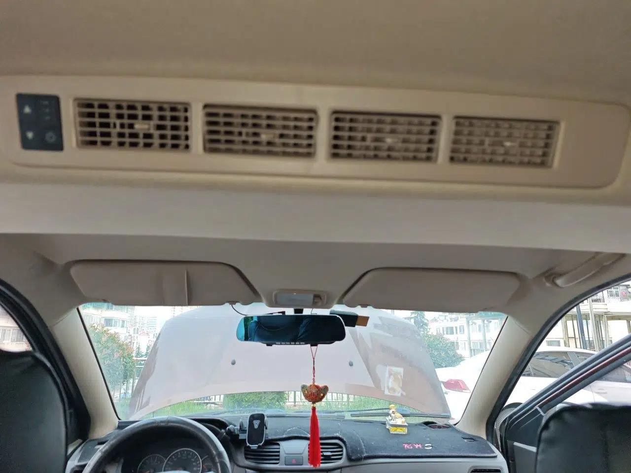 Wuling Hongguang 2014 1.5L S Standard Version — миниатюра 18