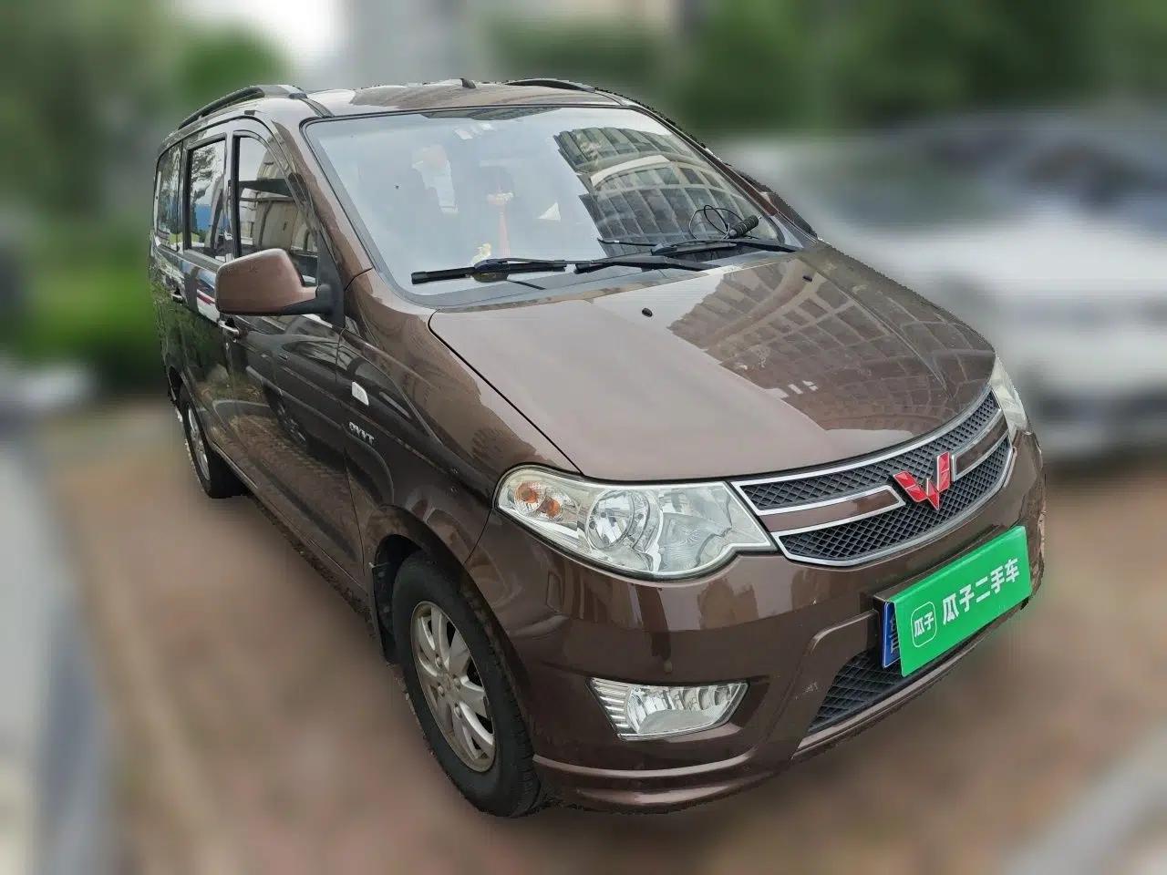 Wuling Hongguang 2014 1.5L S Standard Version — миниатюра 3