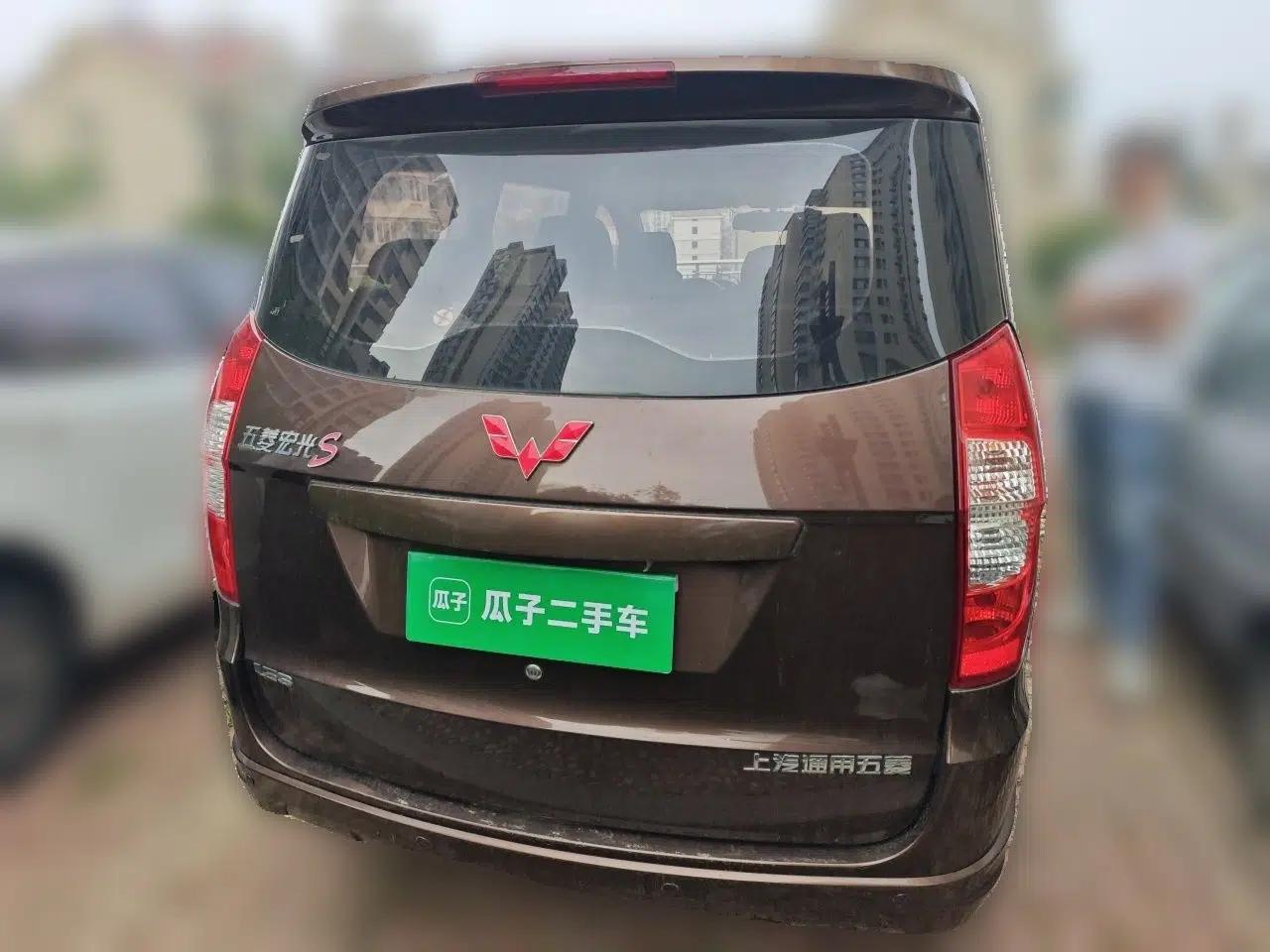 Wuling Hongguang 2014 1.5L S Standard Version — миниатюра 5
