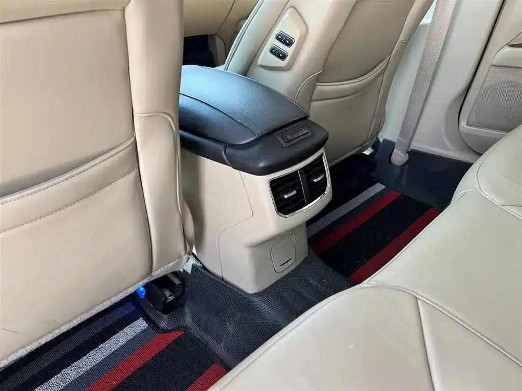 2013 Ford Mondeo 2.0L GTDi240 Supreme Edition — миниатюра 10