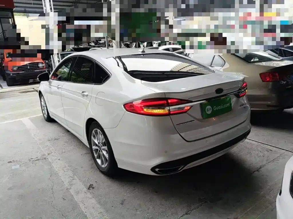 2017 Ford Mondeo EcoBoost 180 Fashion Edition — миниатюра 5