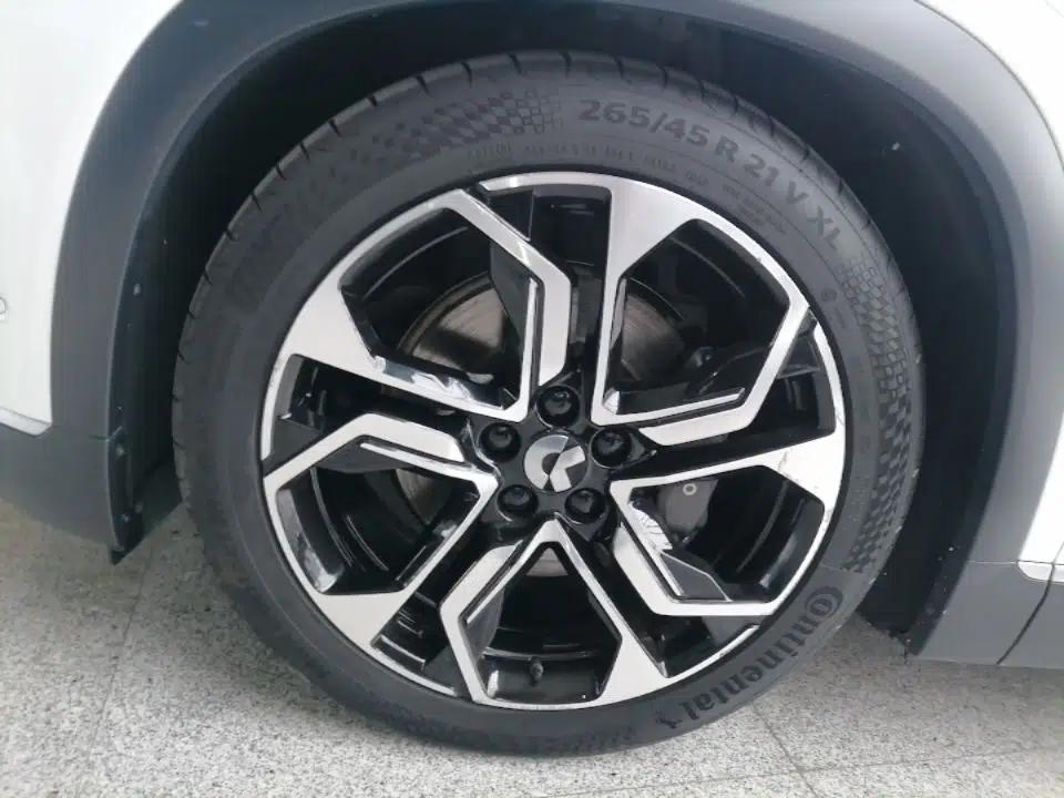 Nio ES8 2020 415 km Range 6-Seater Version — миниатюра 10