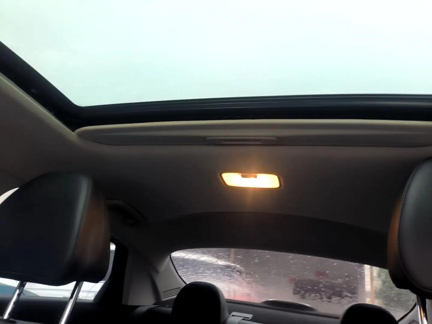 Hyundai Elantra 2022 1.5L CVT LUX Prestige Edition — миниатюра 21