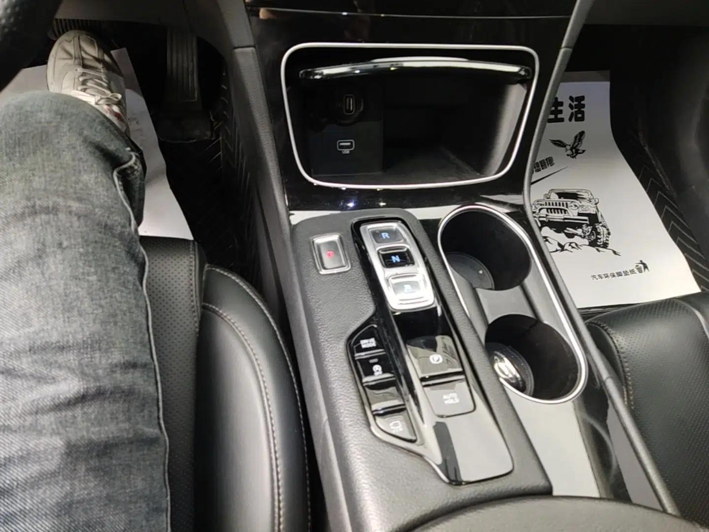 Hyundai Santa Fe 2019 380 TGDi GLS Automatic 2WD Luxury Version China V Standard — миниатюра 21