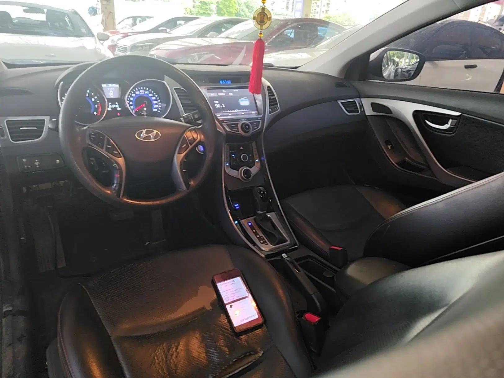 Hyundai Elantra (5th Generation / Langdong) 2016 1.6L Automatic Prestige Model — миниатюра 12