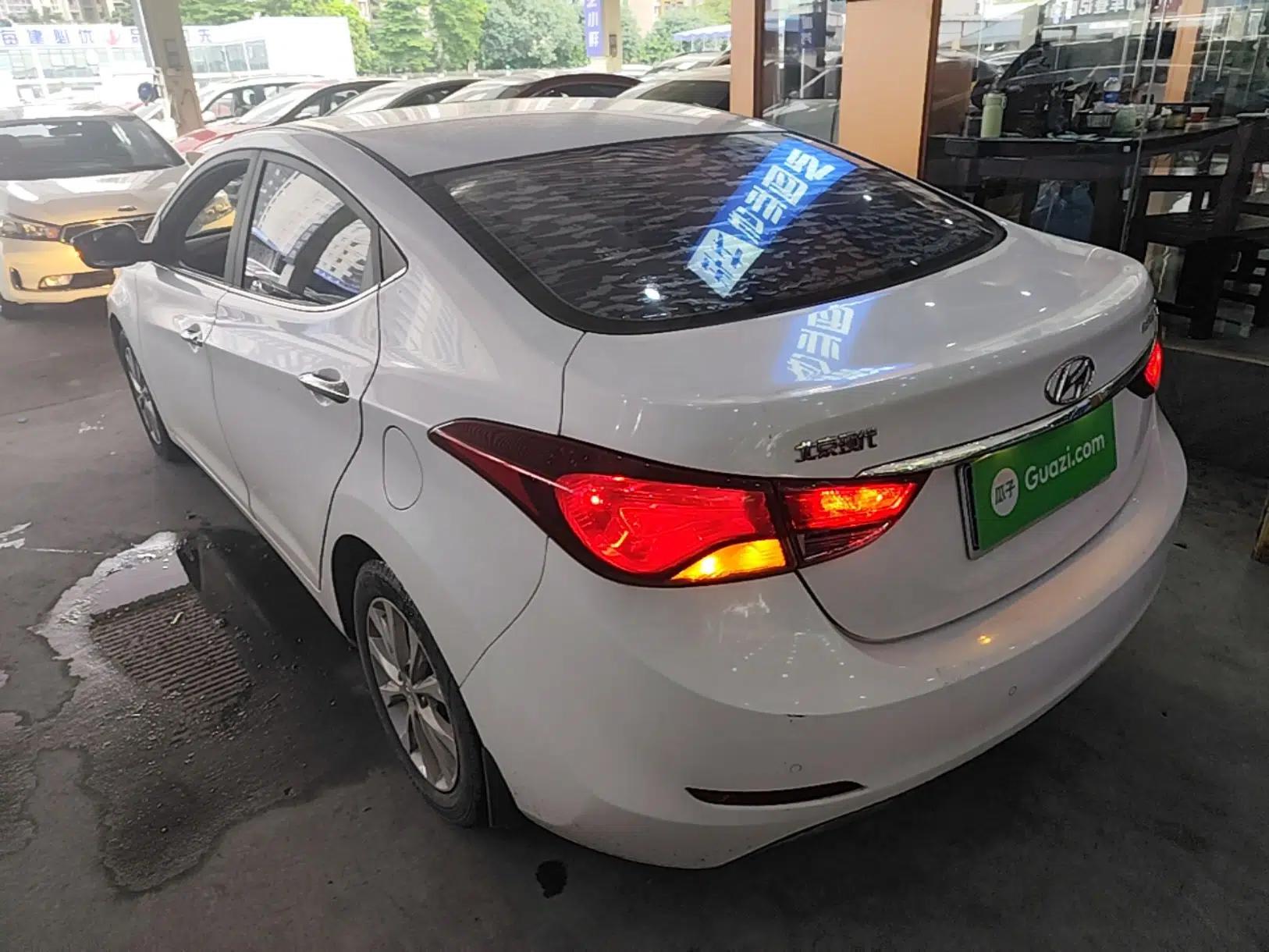 Hyundai Elantra (5th Generation / Langdong) 2016 1.6L Automatic Prestige Model — миниатюра 4