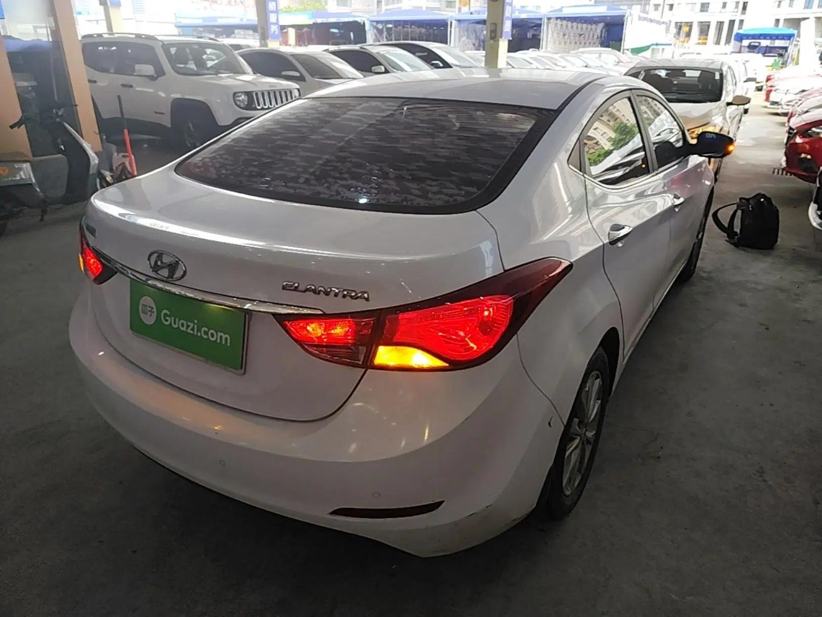 Hyundai Elantra (5th Generation / Langdong) 2016 1.6L Automatic Prestige Model — миниатюра 6