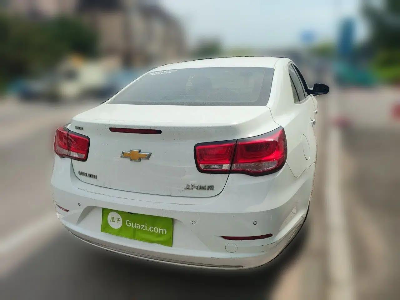 Chevrolet Malibu 2018 530T Automatic Luxury Edition — миниатюра 6