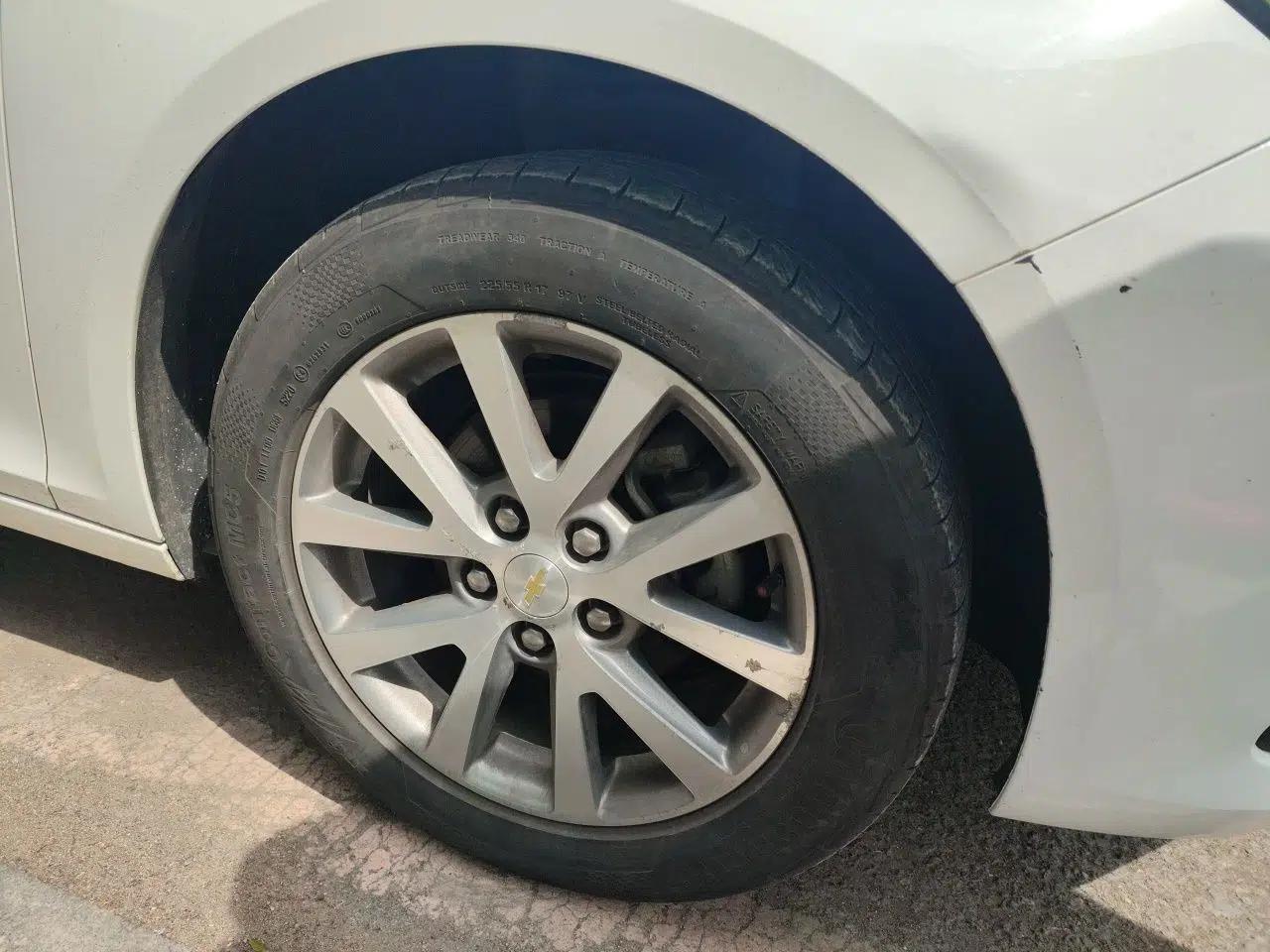 Chevrolet Malibu 2018 530T Automatic Luxury Edition — миниатюра 8