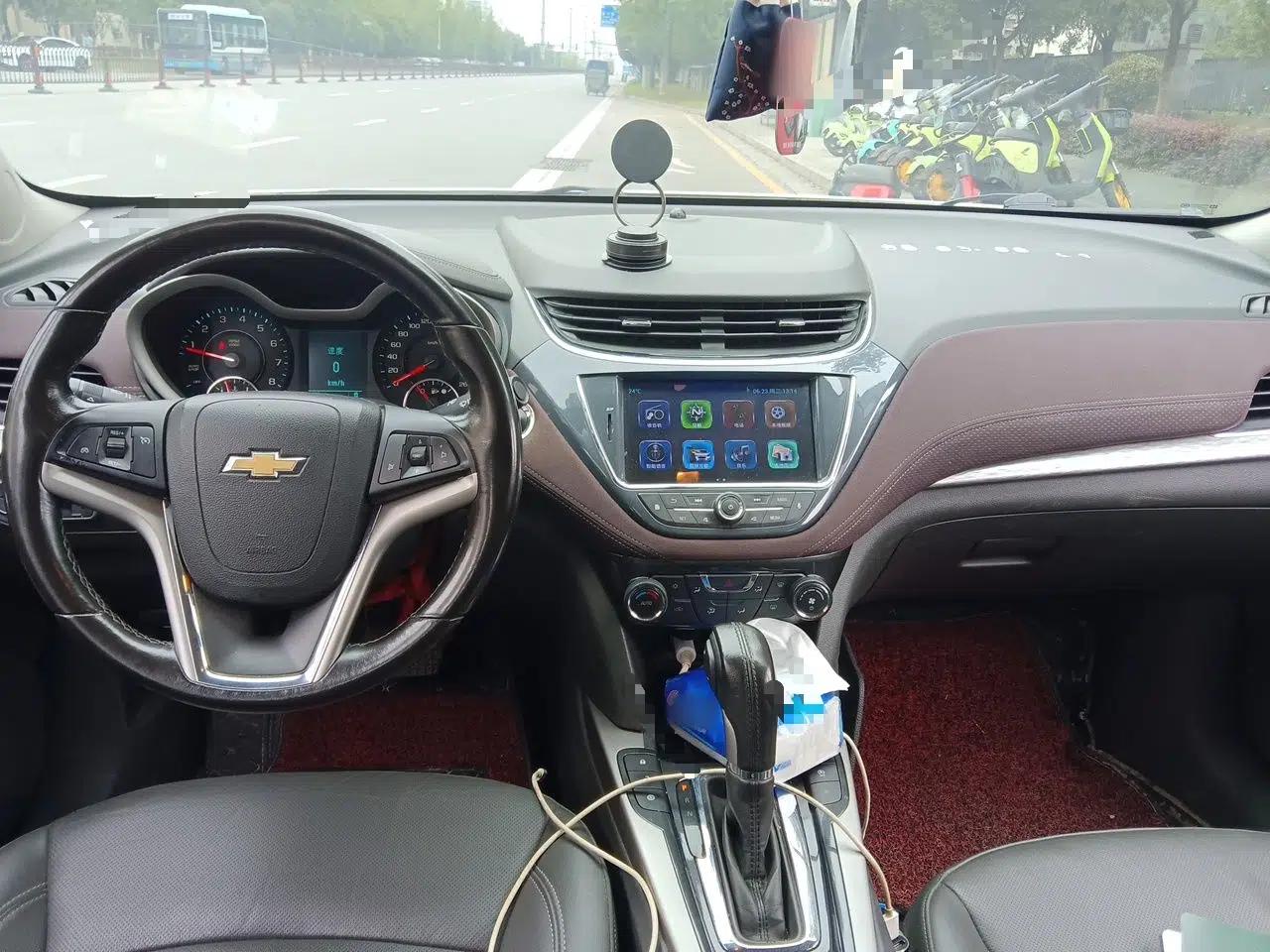 Chevrolet Malibu 2017 1.5T Automatic Luxury Edition — миниатюра 9