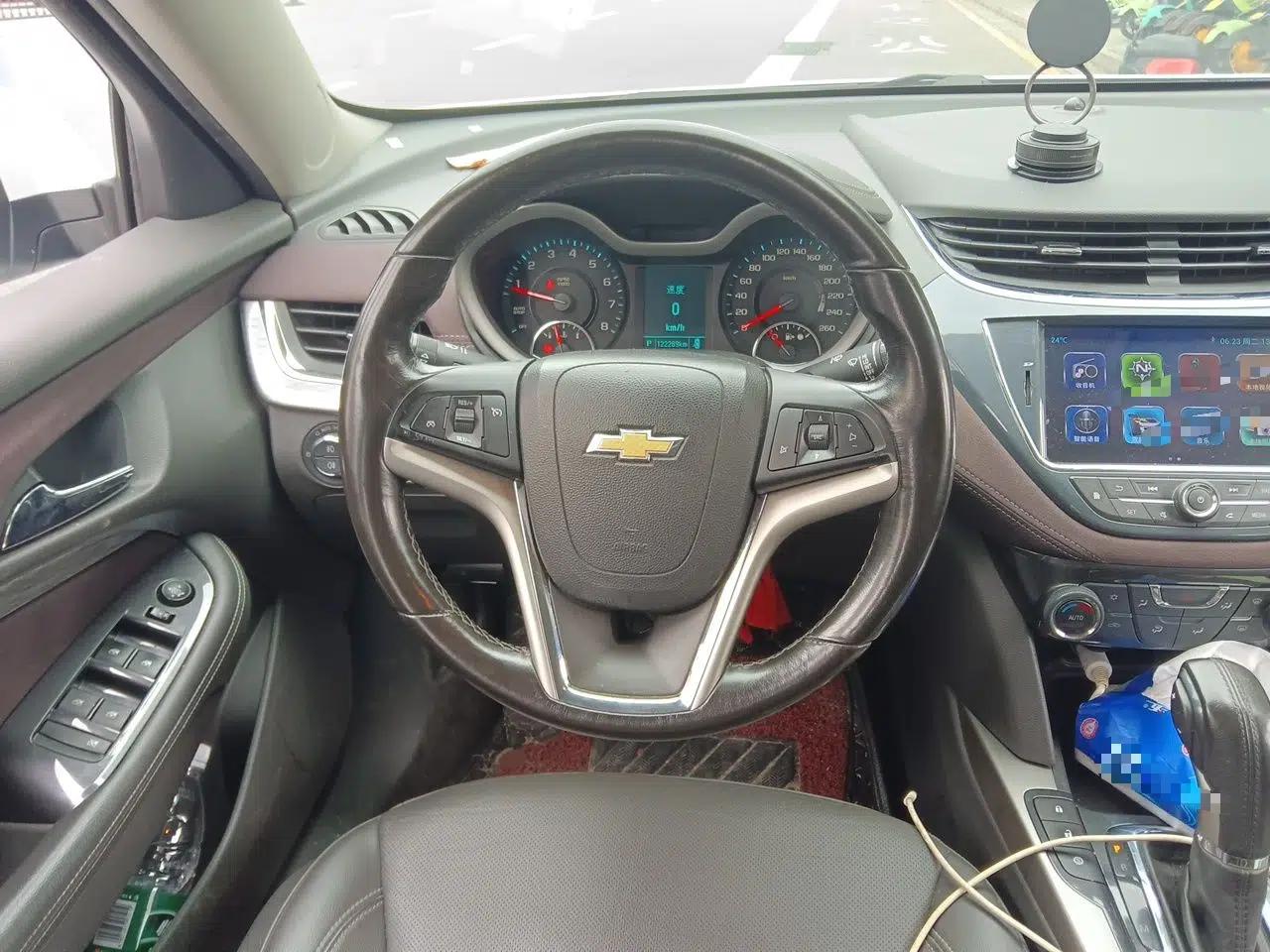 Chevrolet Malibu 2017 1.5T Automatic Luxury Edition — миниатюра 10