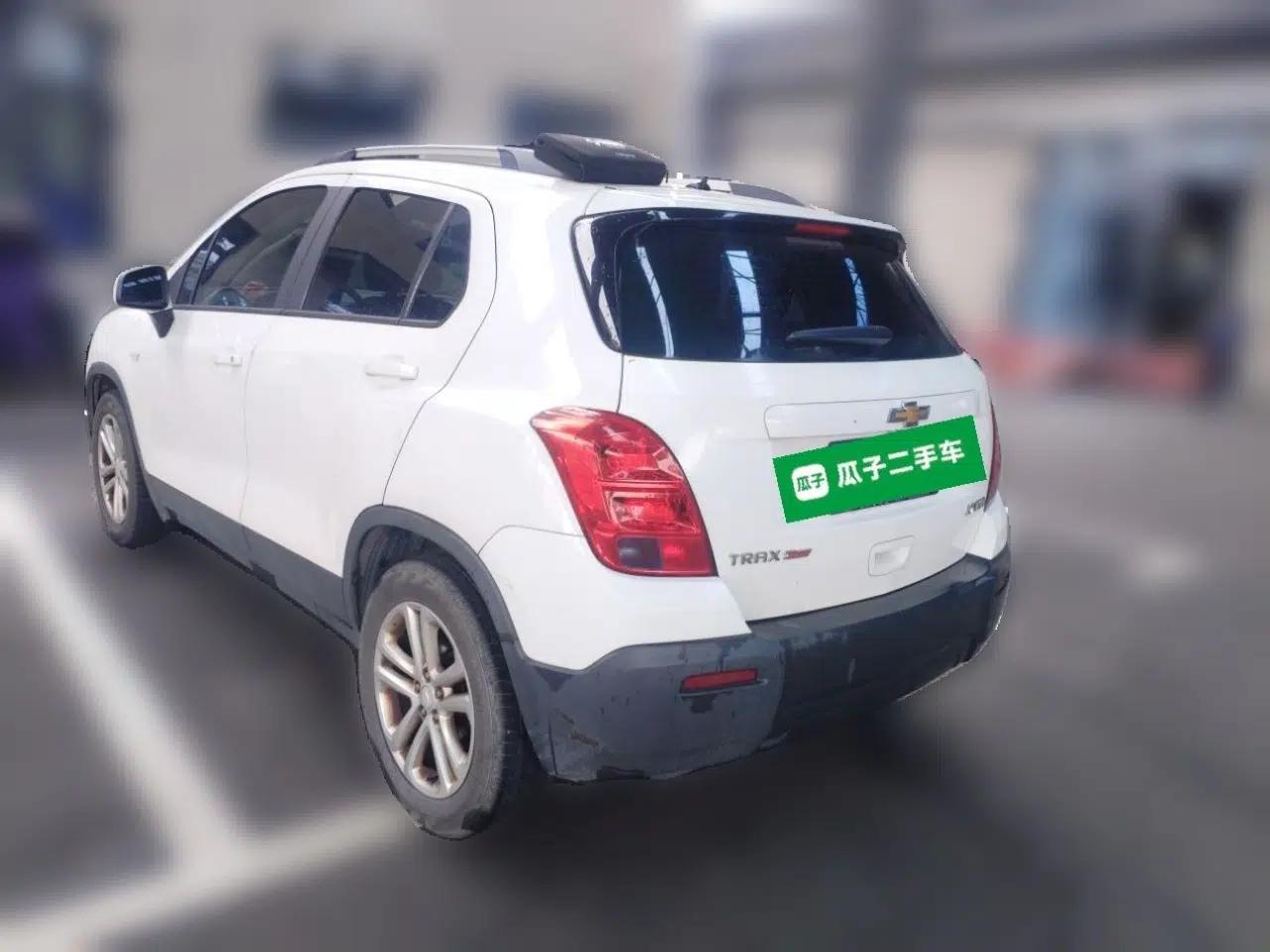 Chevrolet Trax 2016 1.4T Manual Two-Wheel Drive Comfort Version with Sunroof — миниатюра 4