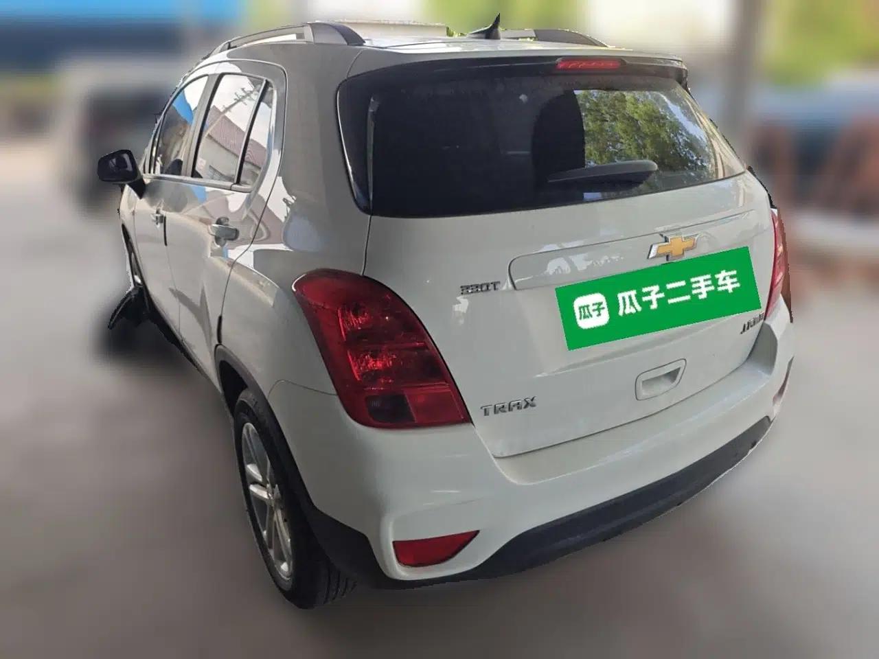 Chevrolet Trax 2018 330T Automatic Two-Wheel Drive Elite Model — миниатюра 4