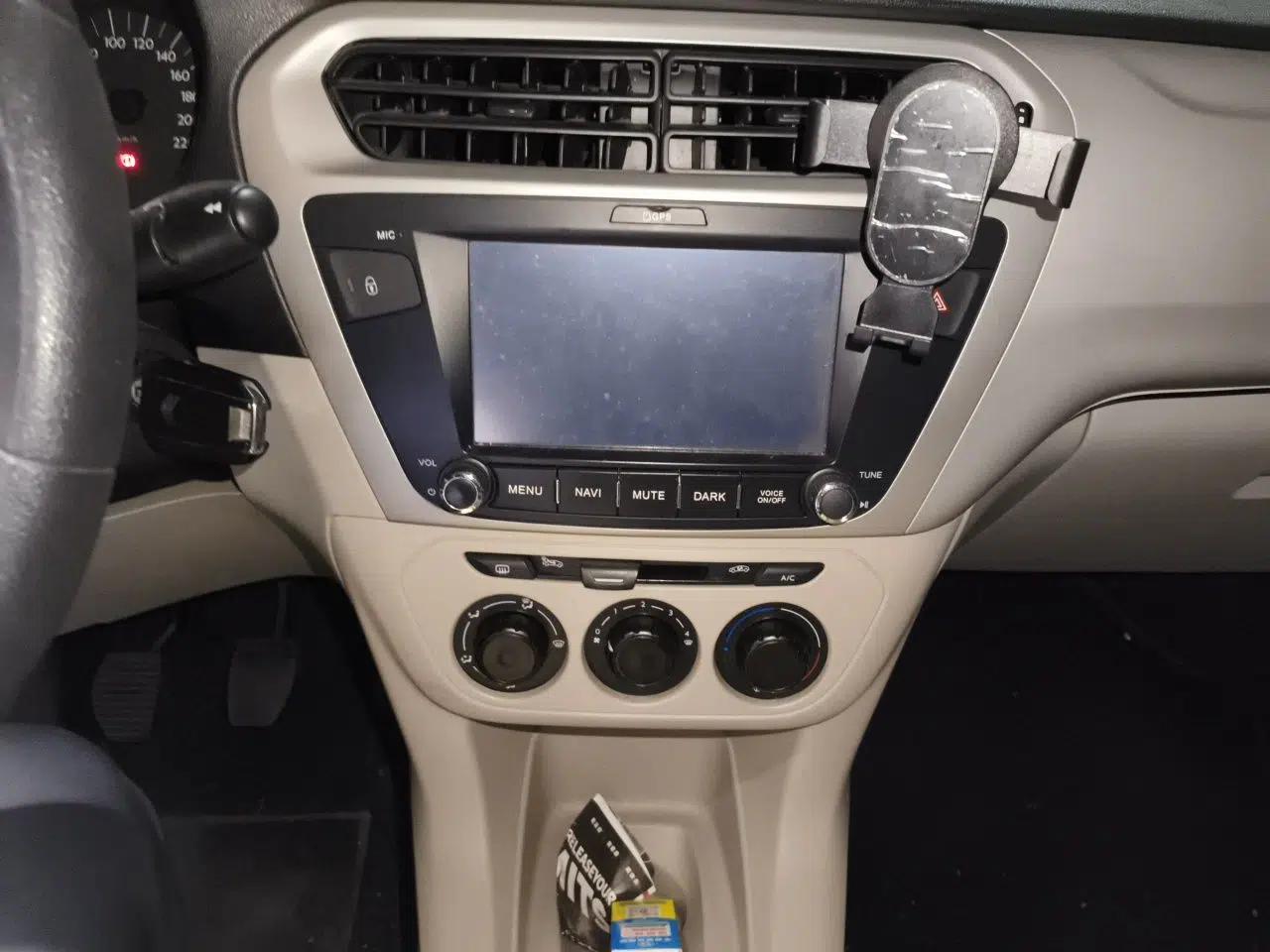 Citroen Elysee 2014 1.6L Manual Fashion Edition — миниатюра 13