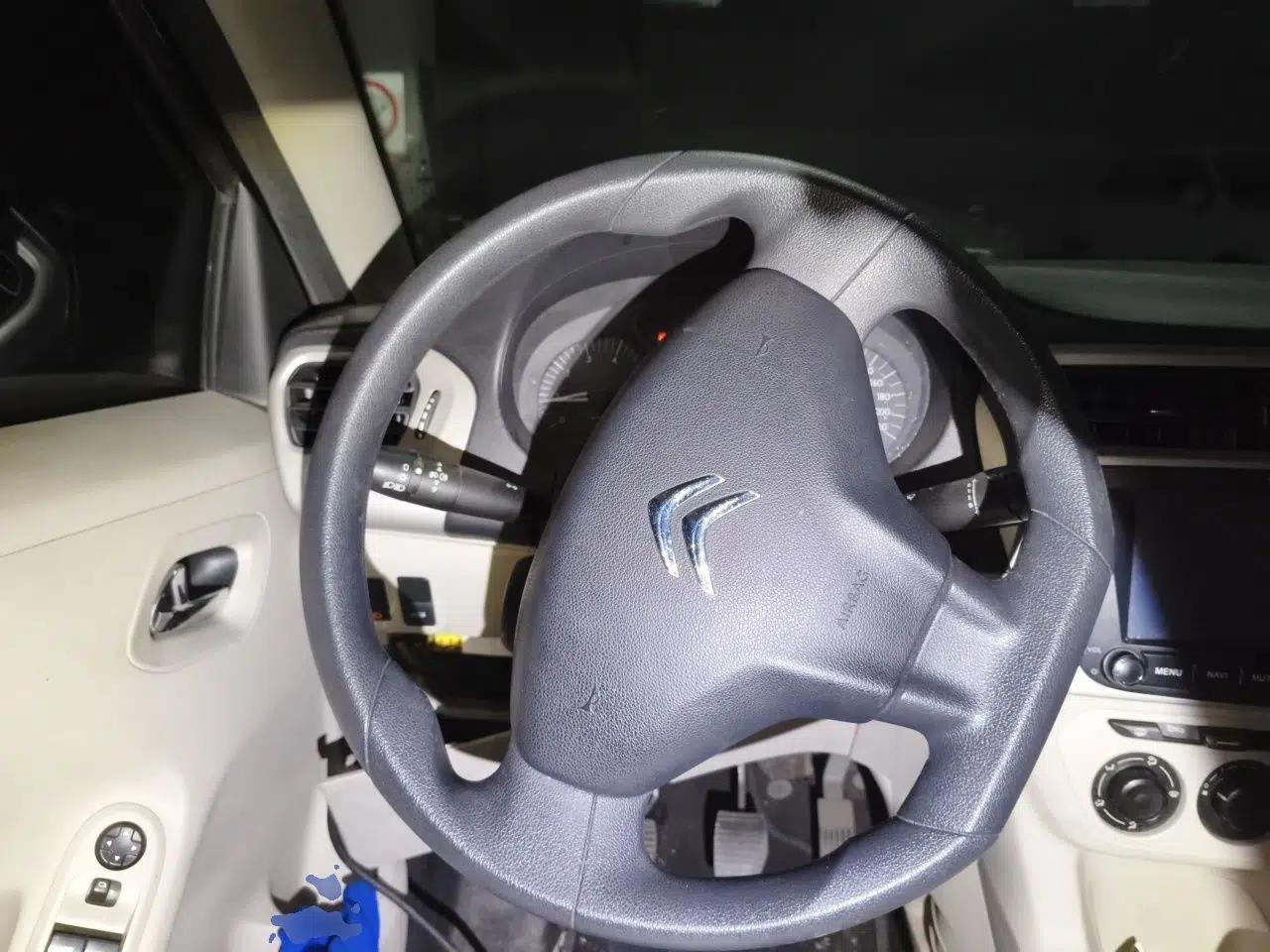 Citroen Elysee 2014 1.6L Manual Fashion Edition — миниатюра 10