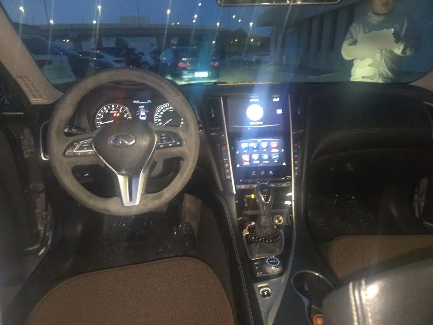 Infiniti Q50L 2018 2.0T Comfort Edition China VI Standard — миниатюра 9