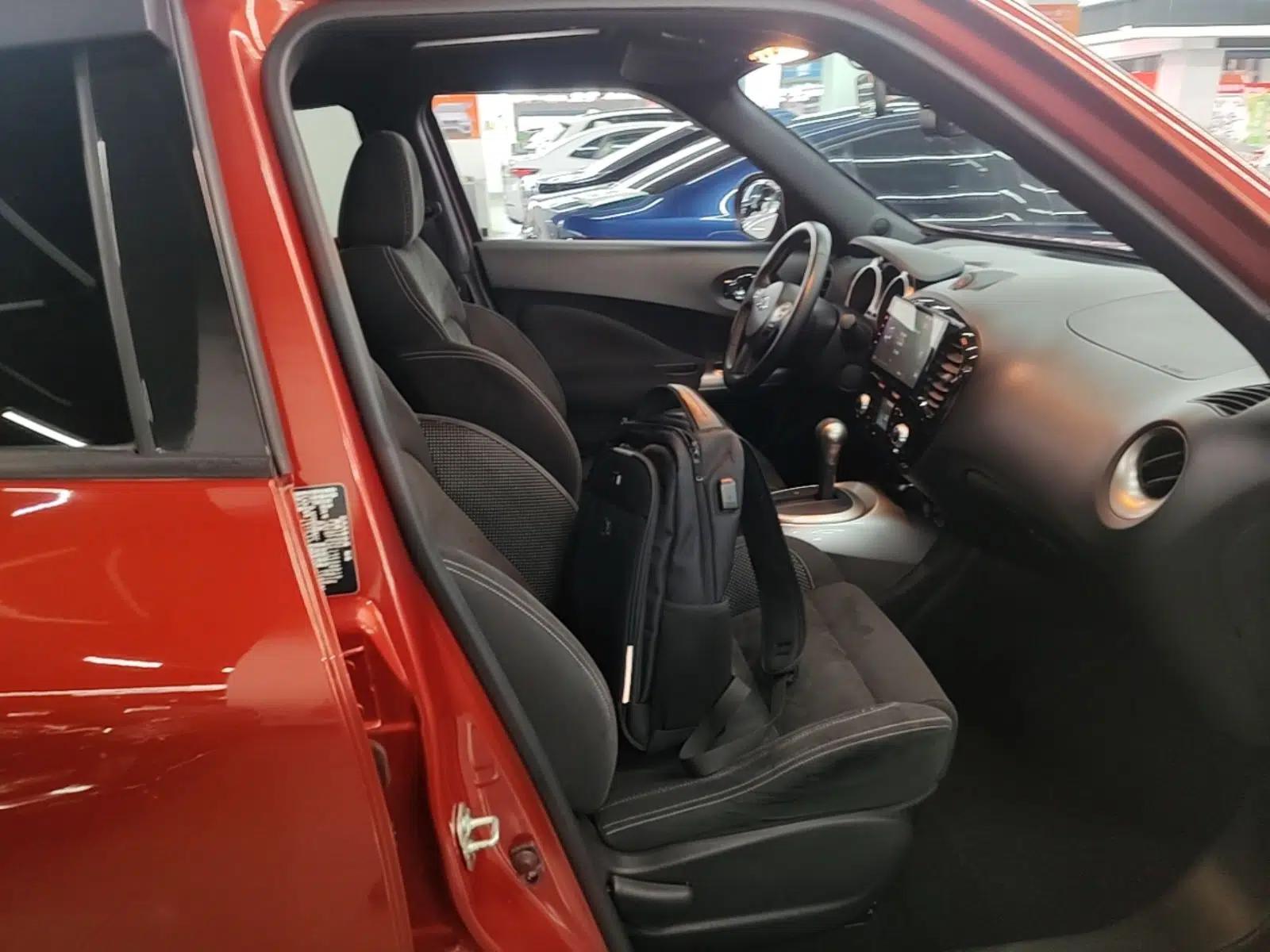 Infiniti ESQ 2014 1.6L Spontaneous Edition — миниатюра 24