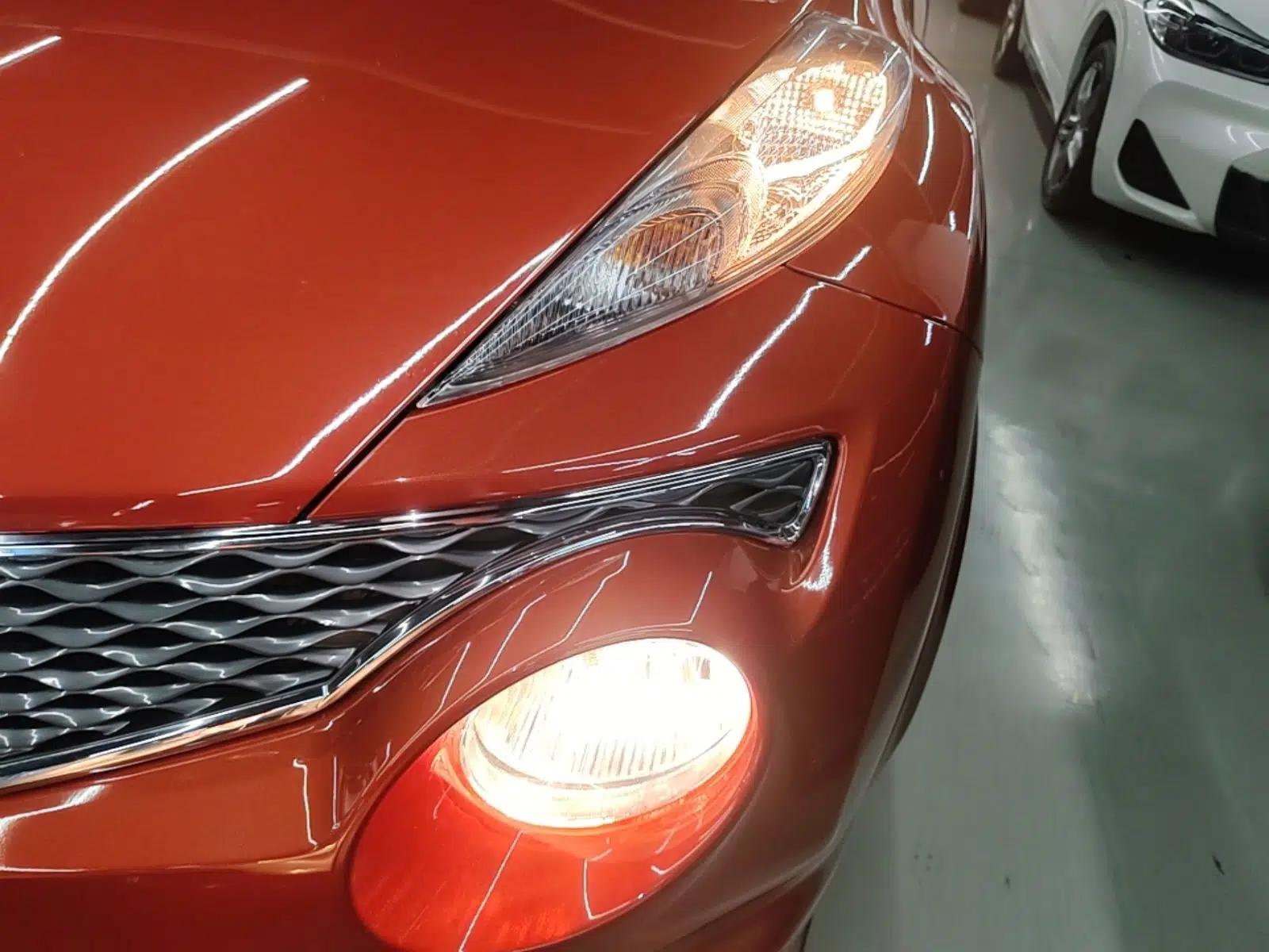 Infiniti ESQ 2014 1.6L Spontaneous Edition — миниатюра 8