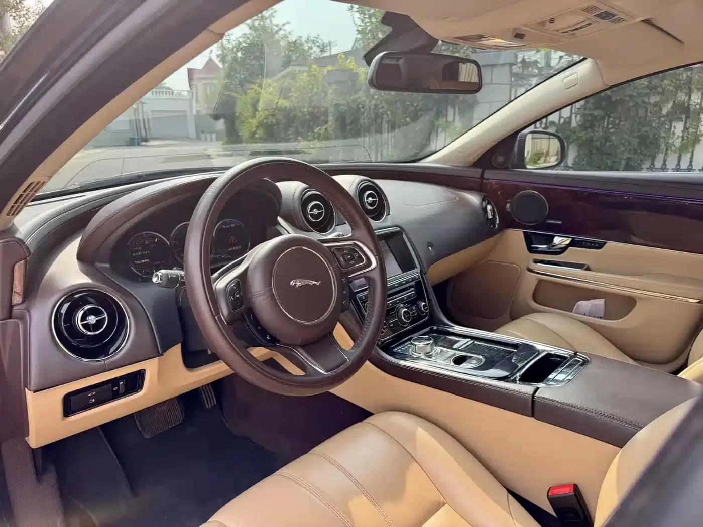 Jaguar XJ 2013 XJL 3.0 SC Flagship Business Edition — миниатюра 6