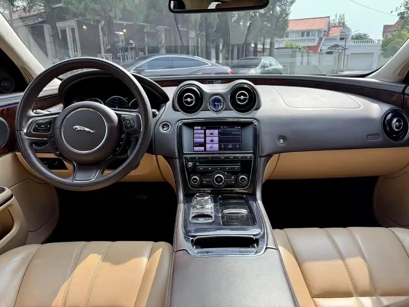 Jaguar XJ 2013 XJL 3.0 SC Flagship Business Edition — миниатюра 7