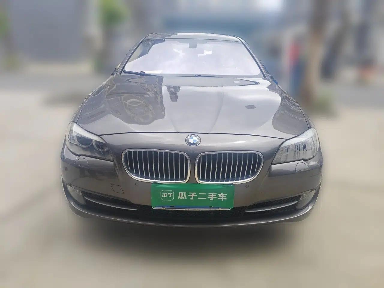 BMW 5 Series 2013 525Li Luxury Model — миниатюра 2