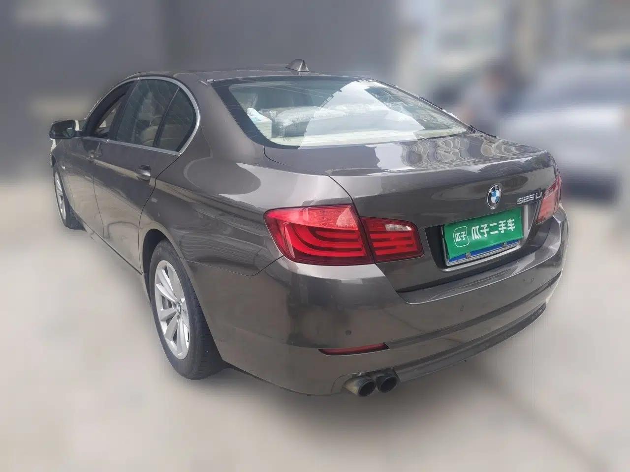 BMW 5 Series 2013 525Li Luxury Model — миниатюра 4