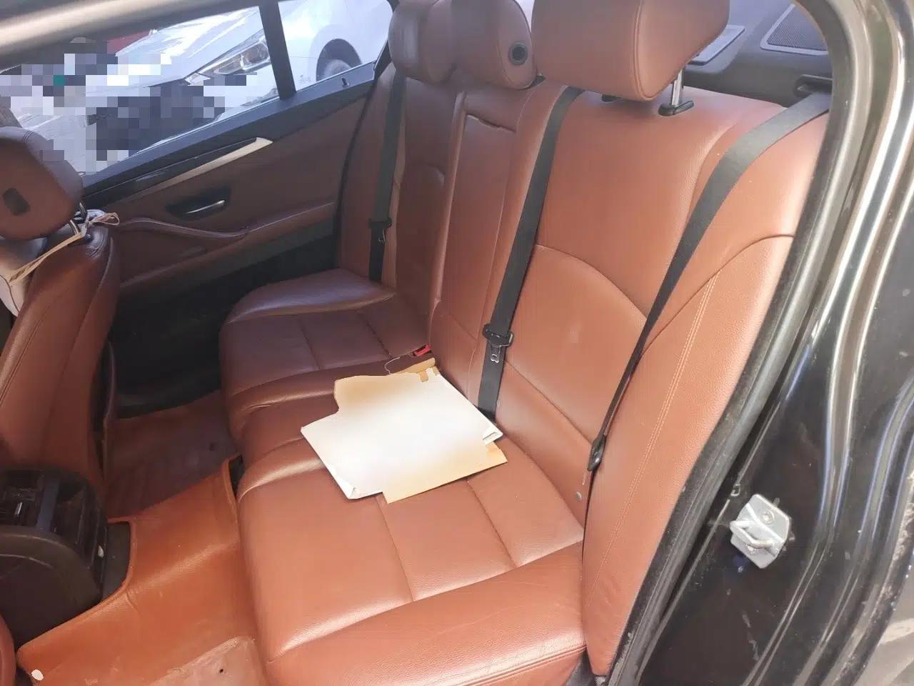 BMW 5 Series 2013 520Li Elegant Edition — миниатюра 17