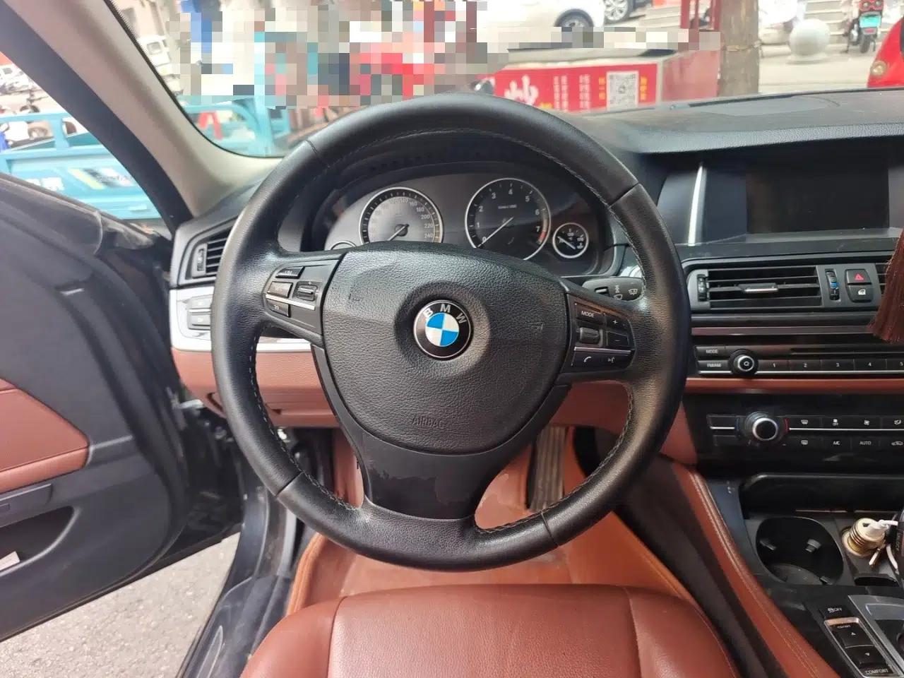 BMW 5 Series 2013 520Li Elegant Edition — миниатюра 10