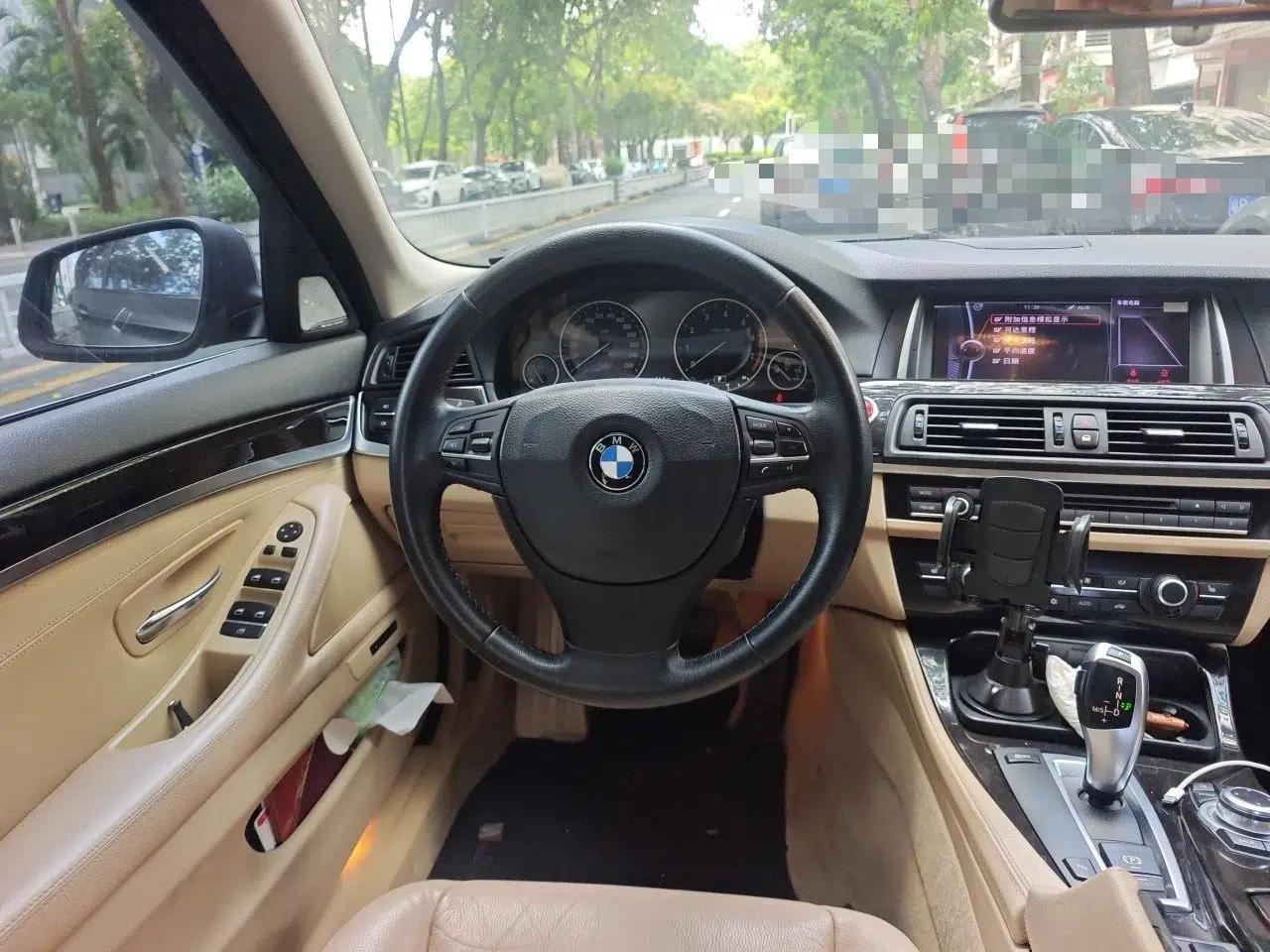 BMW 5 Series 2012 523Li Leading Model — миниатюра 10