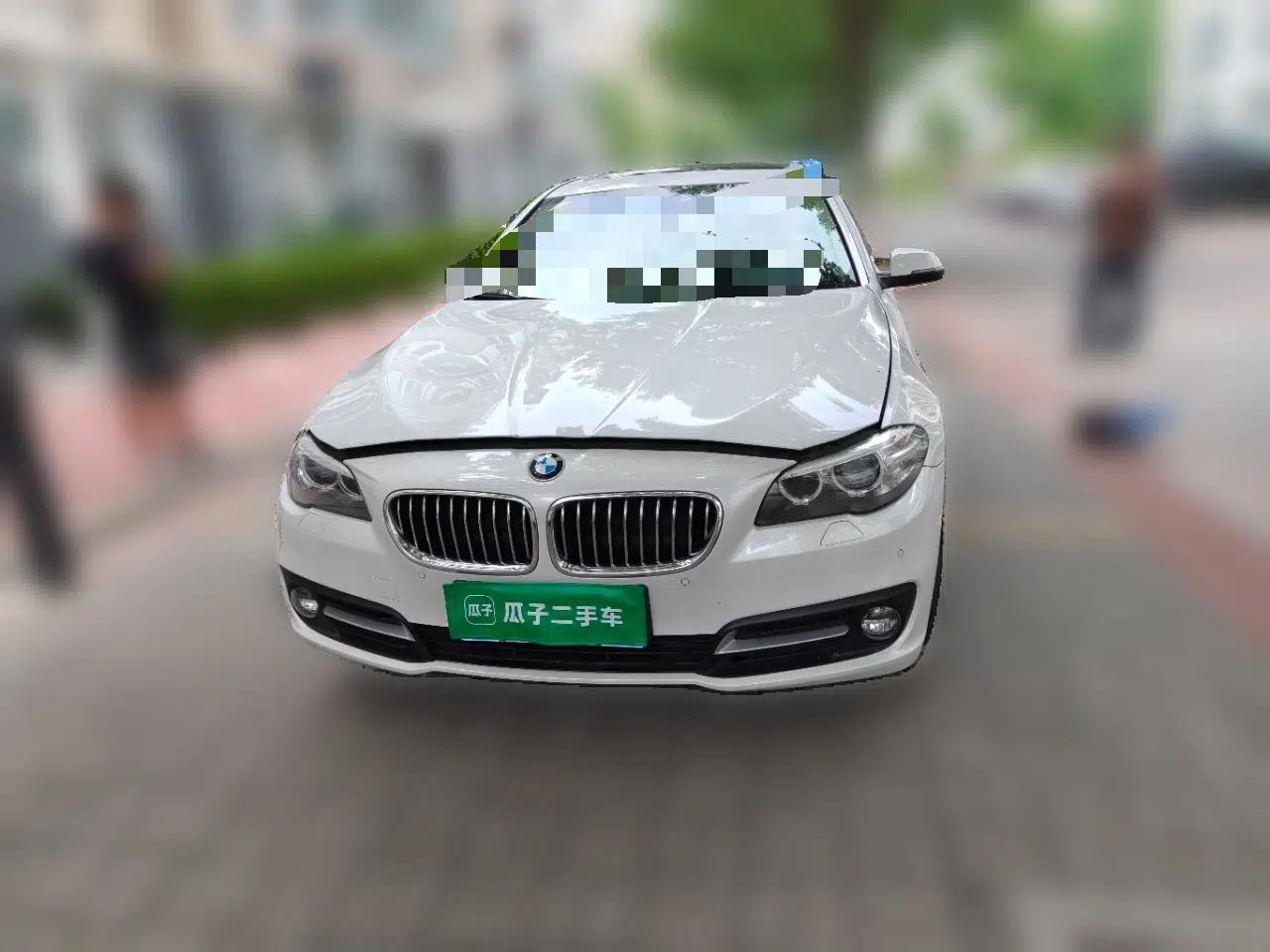 BMW 5 Series 2014 528Li Leading Model — миниатюра 2