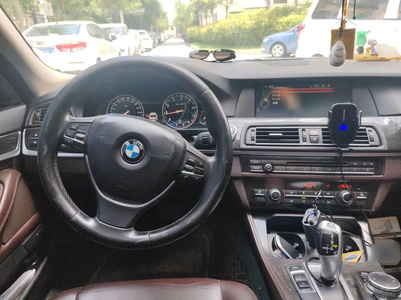 BMW 5 Series 2014 525Li Luxury Design Package — миниатюра 10