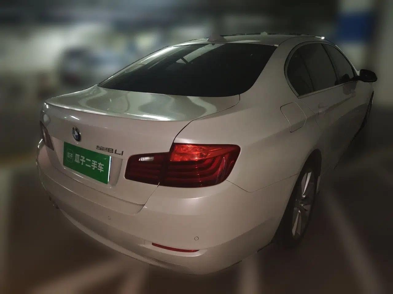 BMW 5 Series 2014 528Li Leading Model — миниатюра 6
