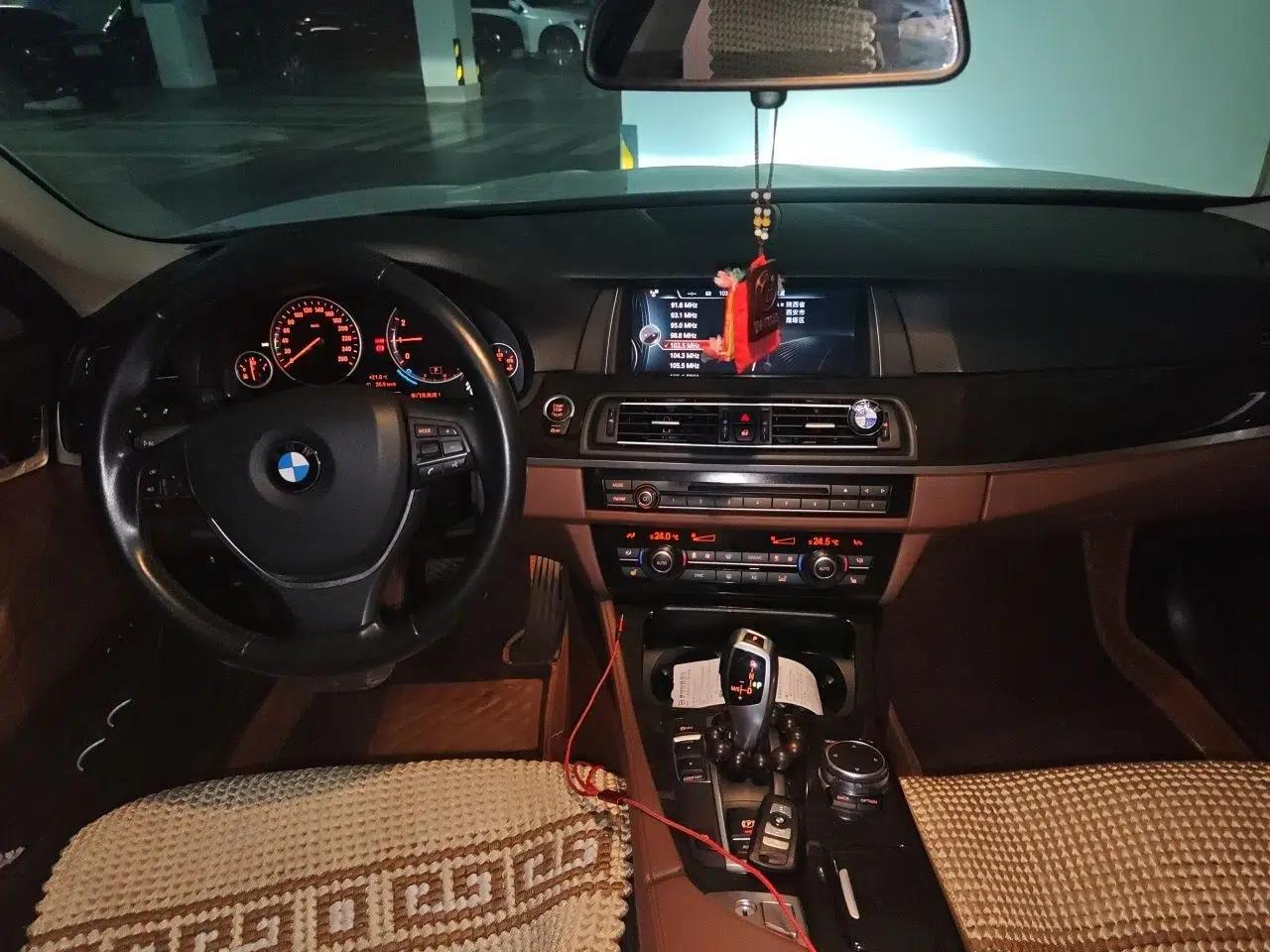 BMW 5 Series 2014 528Li Leading Model — миниатюра 9